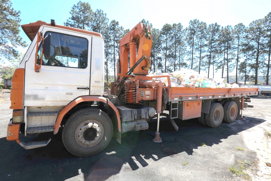 Itapevi já apreendeu 19 veículos por descarte irregular 