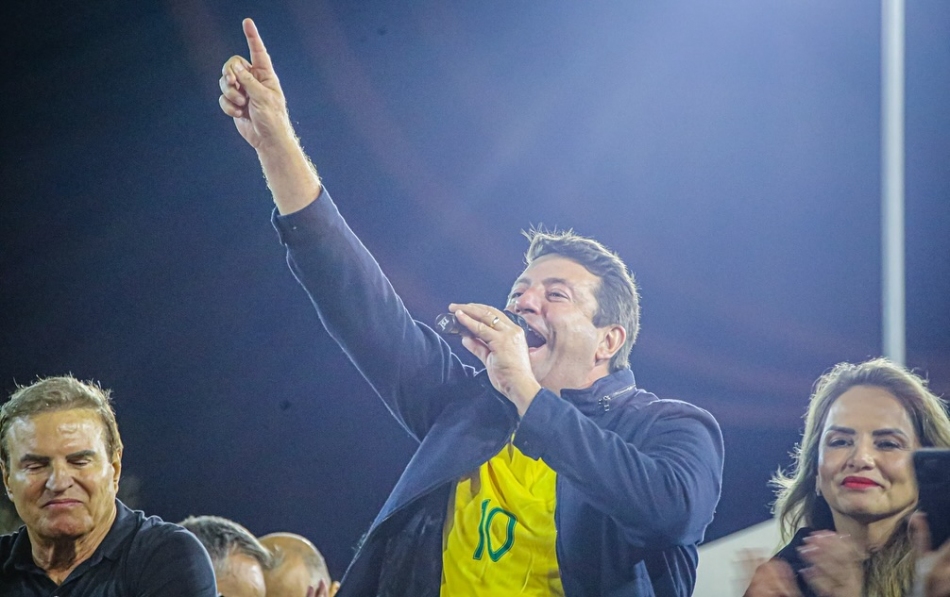 Elvis Cezar é eleito prefeito de Santana de Parnaíba com 70,87% dos votos