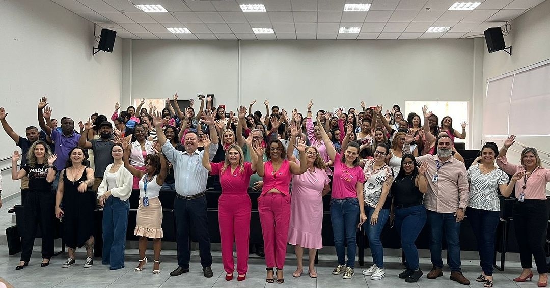 Jandira realiza palestra de conscientização sobre o Câncer de Mama
