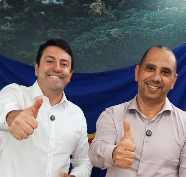 Marcos Tonho e Elvis Cezar realizam homenagem aos servidores públicos 