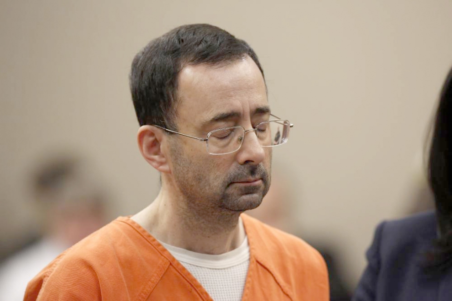 Ex-médico de ginástica dos EUA se declara culpado de abuso sexual