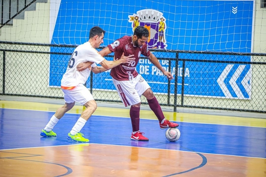 Arena de Esportes de Parnaíba recebe Final do Campeonato Veterano de Futsal 