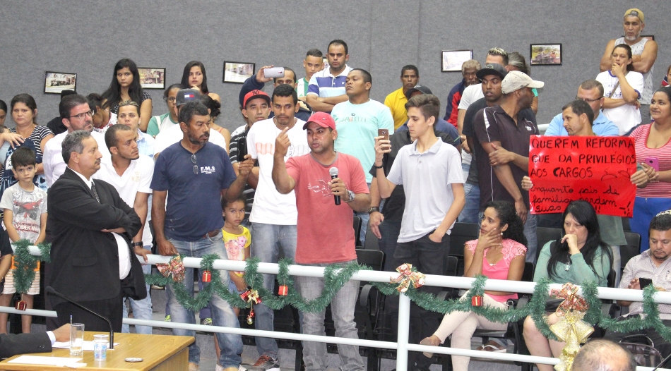 Tragédia de despejo e destruição de casas poderia ser evitada