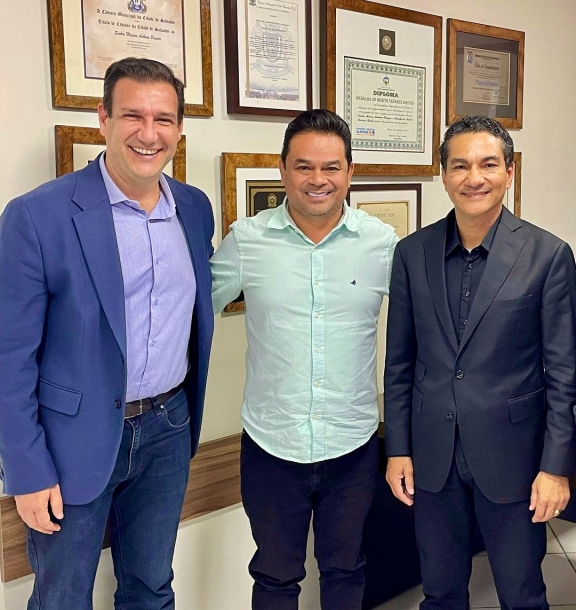 Teco Godoy reúne-se com líderes políticos em busca de recursos para Itapevi