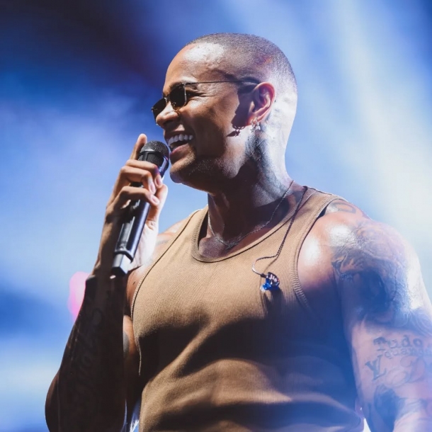 Show de Léo Santana inaugura festividades do Natal Mágico de Oz em Osasco