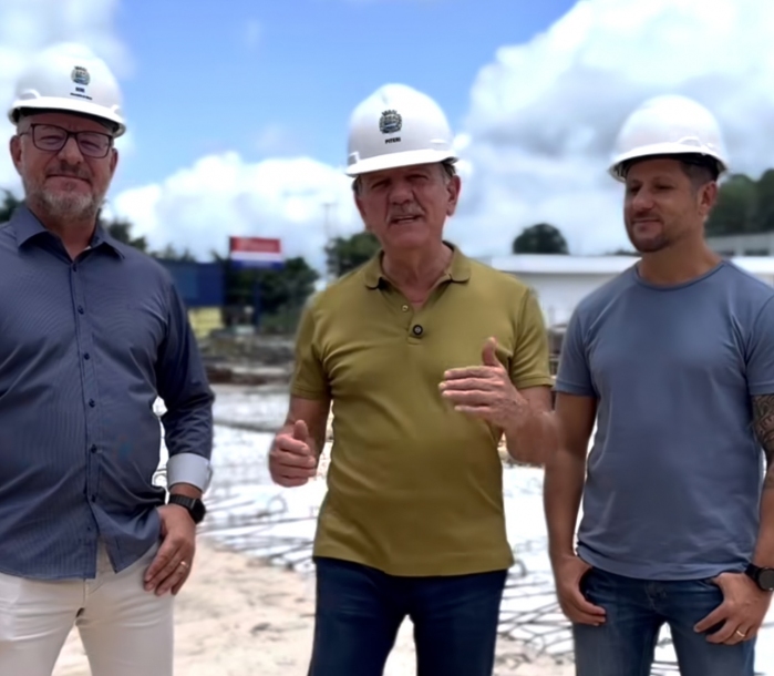 Beto Piteri acompanha avanço das obras do novo piscinão no Jardim Silveira