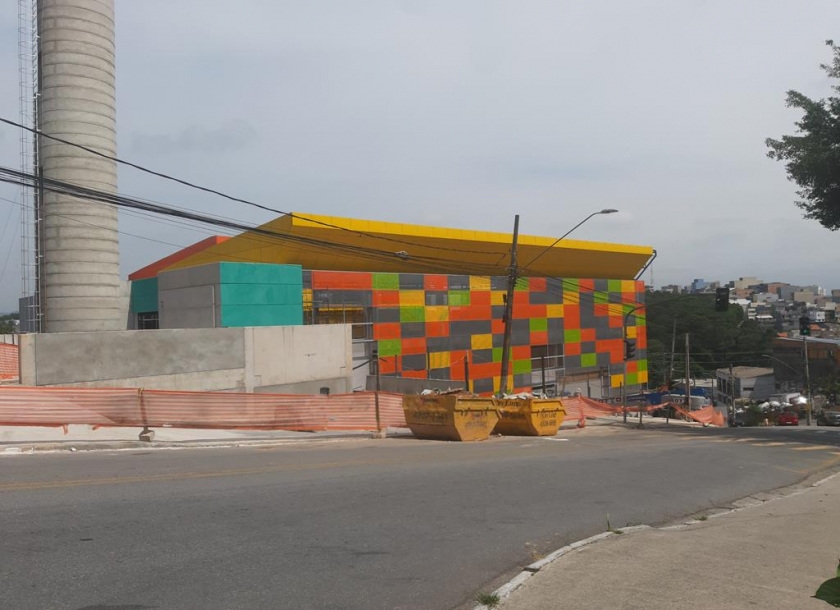 Beto Piteri trabalha para entregar a nova Emeief Anna Irene no Parque Viana