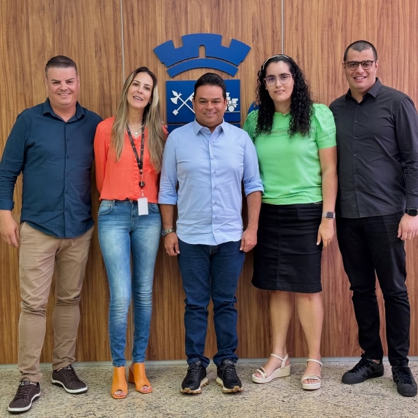 Teco Godoy discute investimentos em Educação com a Diretoria de Ensino de Itapevi