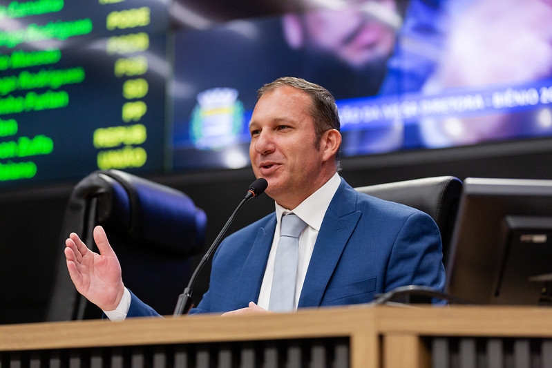 Plenário elege Wilson Zuffa para a presidência da Câmara Municipal de Barueri