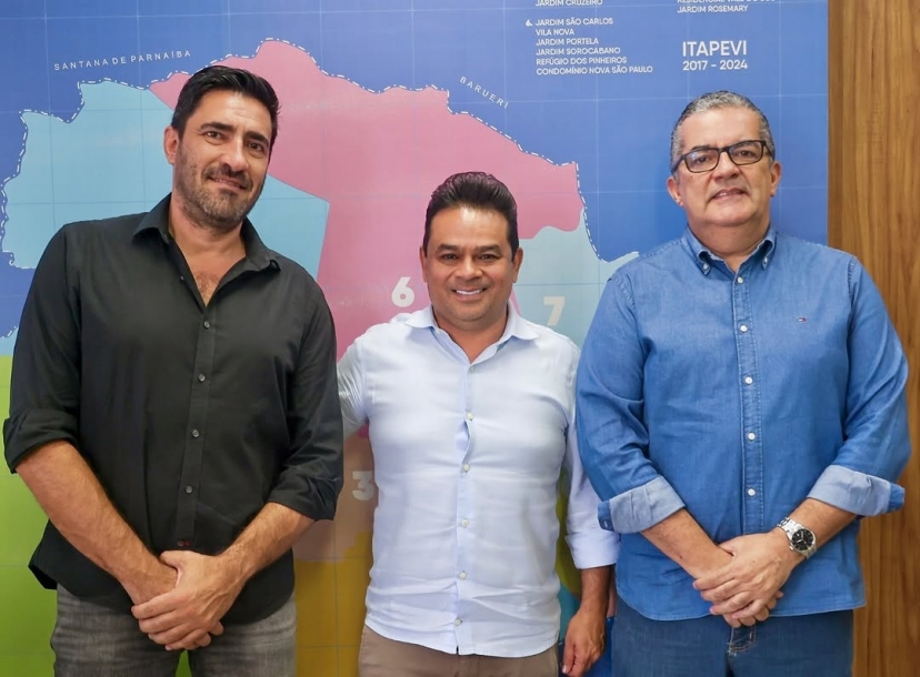 Teco Godoy discute ampliação de cursos na FATEC em reunião com autoridades locais