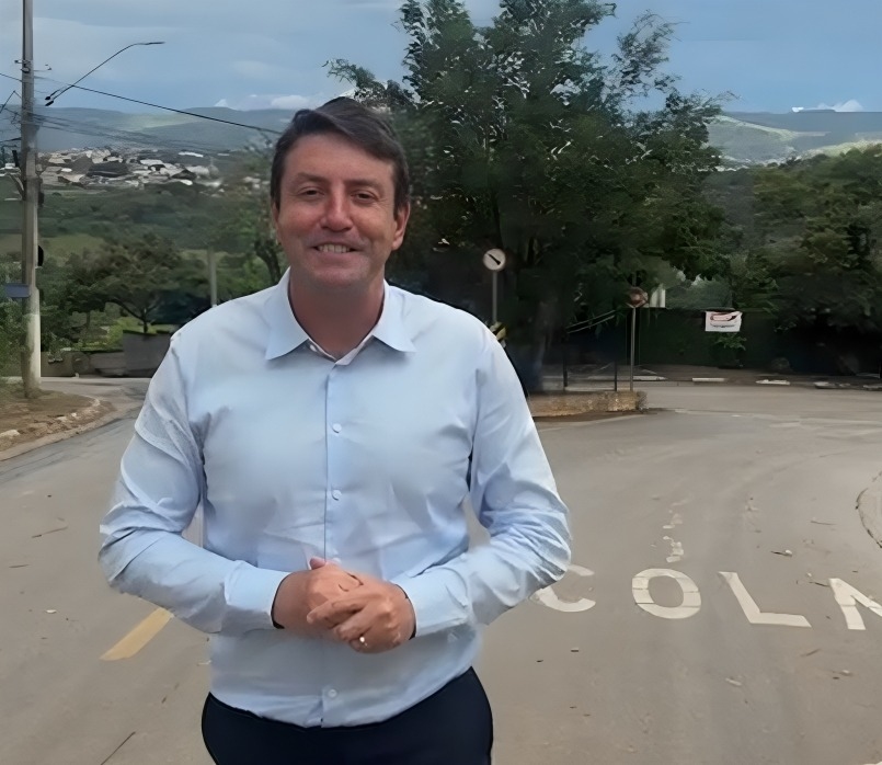 Elvis Cezar destaca saneamento básico e investimentos no bairro Chácara das Garças