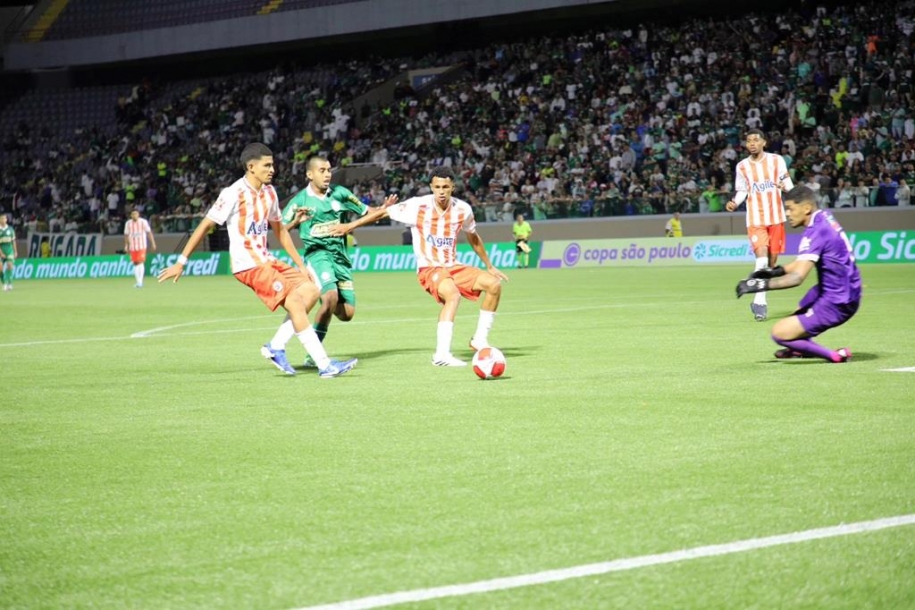 Arena Barueri recebe duelos da Copinha e movimenta a cidade