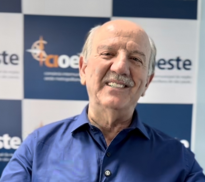 Prefeito Beto Piteri participa da posse da nova presidência do CIOESTE
