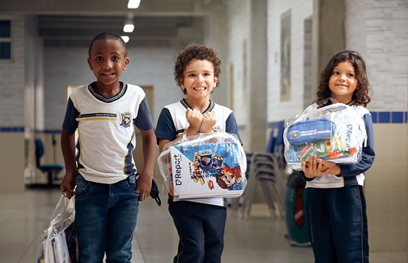 Santana de Parnaíba inicia ano letivo com escolas preparadas e ensino de qualidade