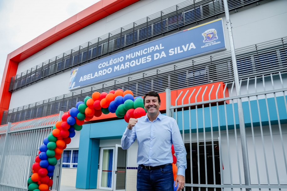 Elvis Cezar entrega novo Colégio Municipal Abelardo Marques da Silva na Fazendinha