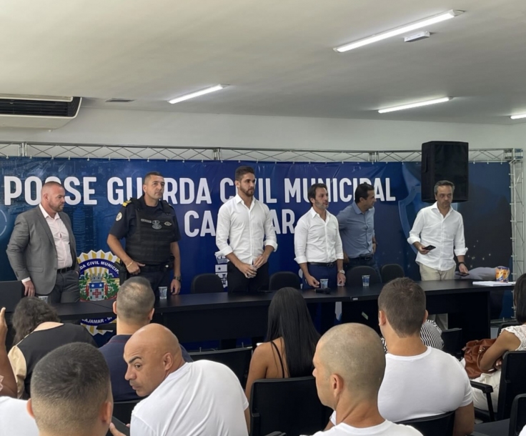 Kauan Berto dá posse a 30 novos guardas civis municipais em Cajamar