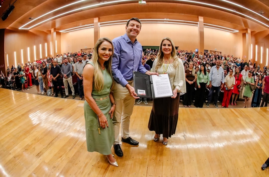 Prefeito Elvis Cezar lança Fábrica de Programadores em Santana de Parnaíba 