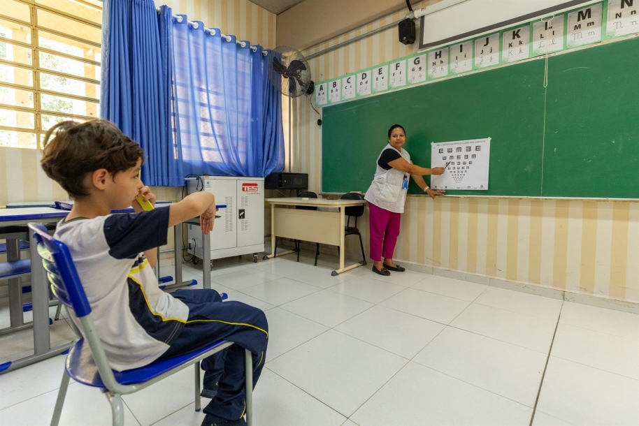 Projeto Águia promove benefícios aos alunos com testes de acuidade visual