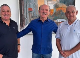 Prefeito Beto Piteri recebe representantes dos sindicatos em seu gabinete