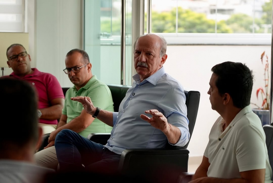 Beto Piteri se reúne com empresários do setor automotivo para discutir oportunidades