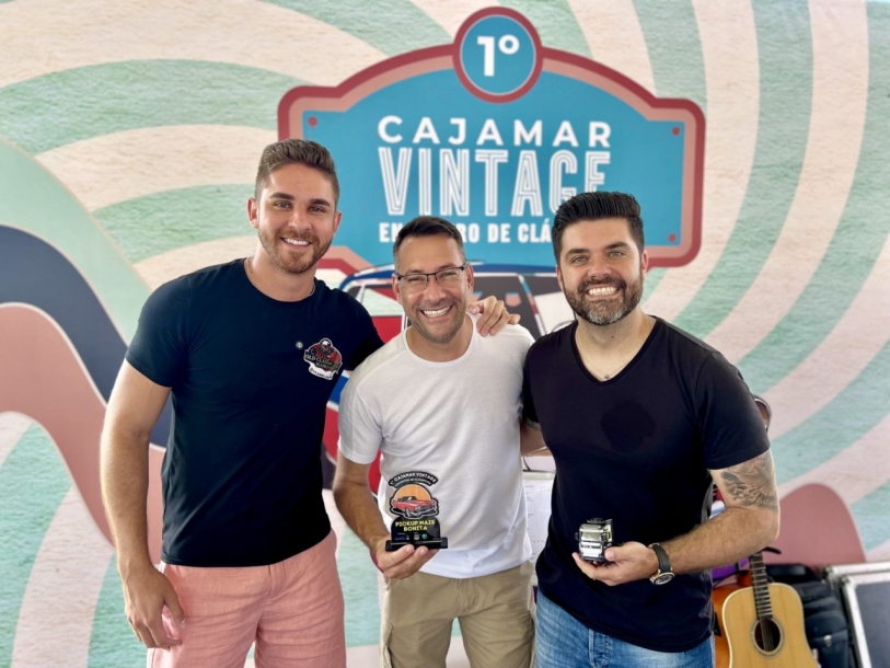 Prefeito Kauan Berto promove 1º Cajamar Vintage e reúne apaixonados por carros