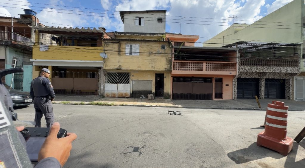 Projeto piloto com drones auxilia PM no combate aos crimes em São Paulo