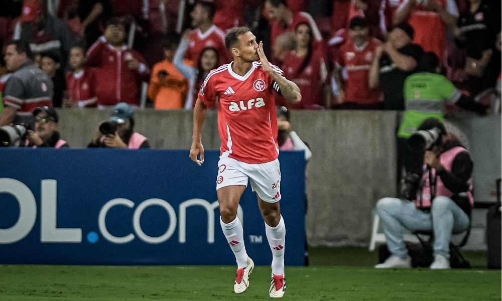 Alan Patrick brilha e Inter supera Atlético Nacional na Libertadores