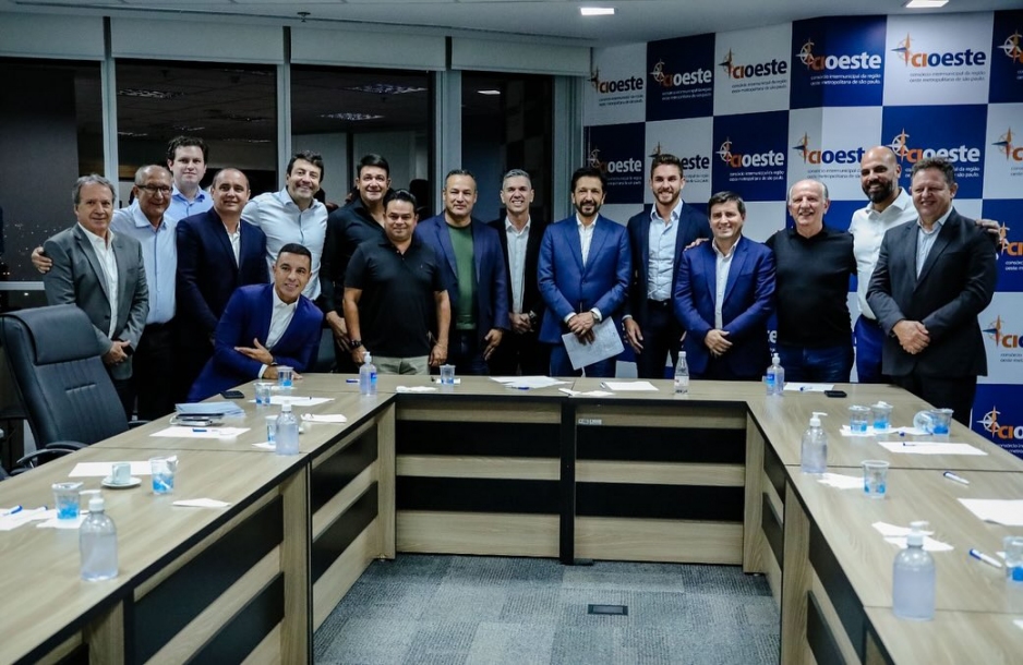 Elvis Cezar participa de reunião com o prefeito de São Paulo e lideranças do CIOESTE