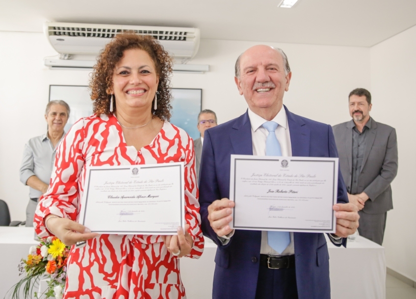 Beto Piteri permanece no cargo de prefeito eleito pelo povo de Barueri