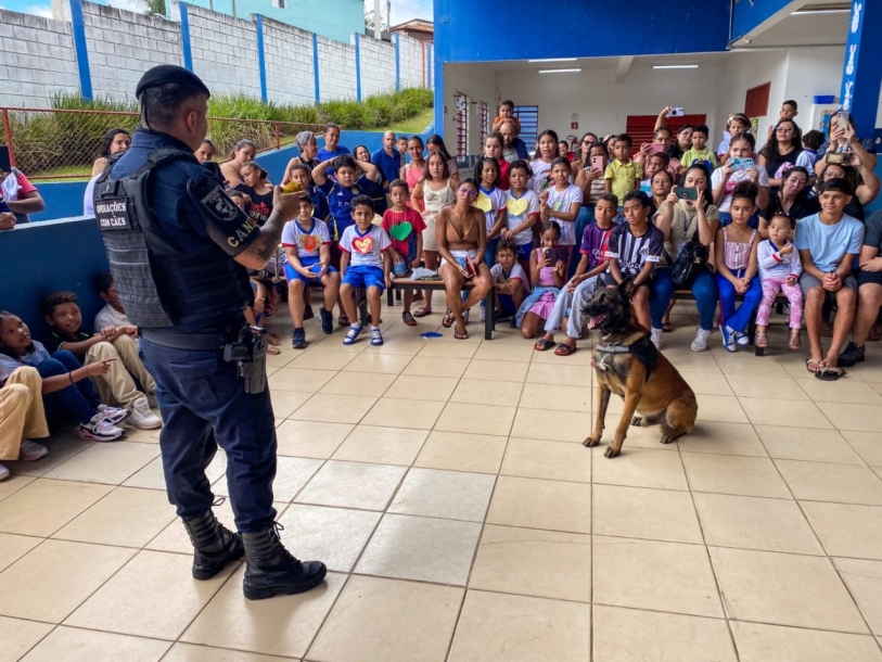 “Fundo Social nos Bairros” leva serviços essenciais ao bairro São Benedito