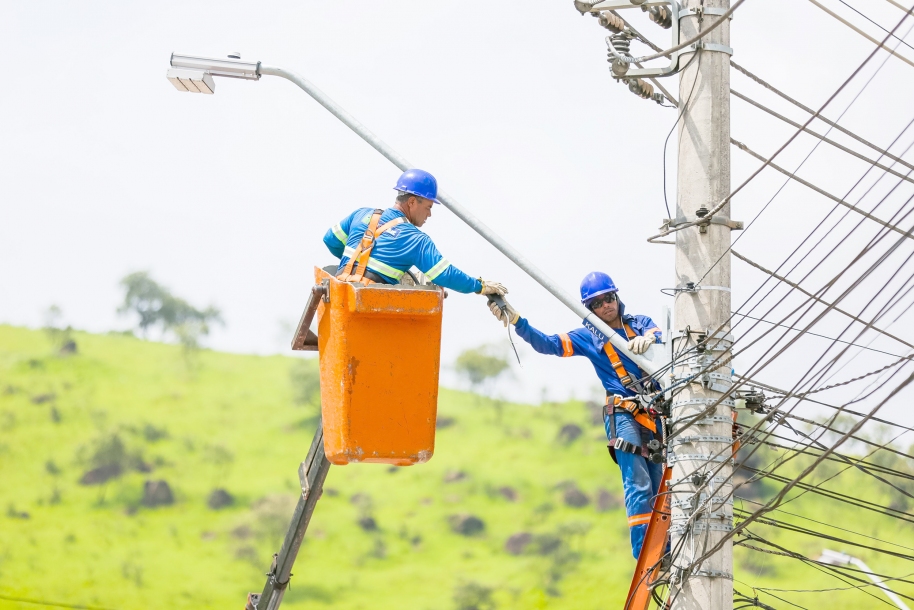 Igor Soares investe na Segurança de Itapevi com lâmpadas de LED