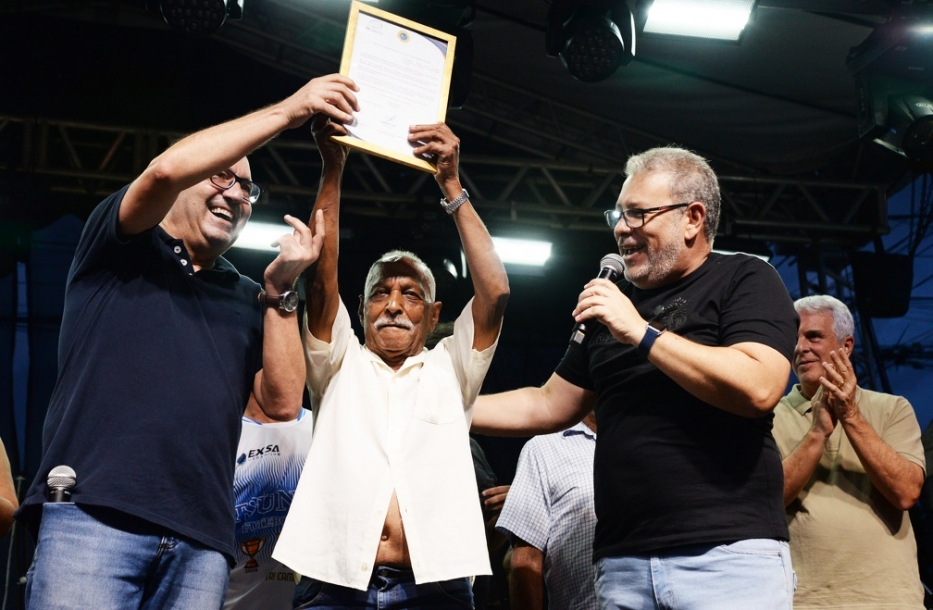 Prefeito Dário Saadi entrega pavimentação nos bairros Campo Belo 1, 2 e 3