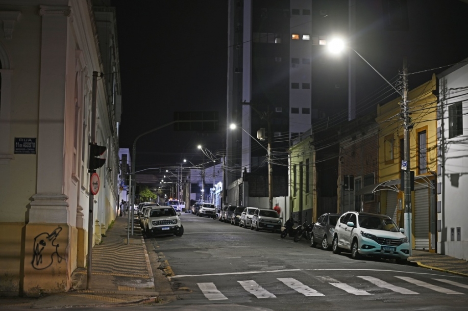 Primeira etapa de modernização da iluminação pública de Campinas é concluída