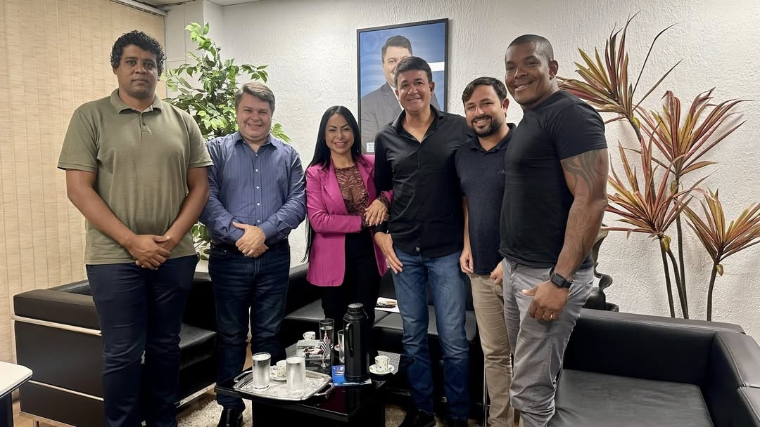 Rodrigo Andrade garante apoio para pavimentação de estrada que liga Araçariguama a Pirapora do Bom Jesus