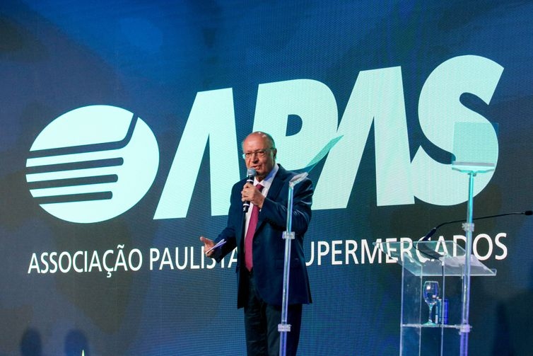 Varejo deve movimentar R$ 16 bilhões, diz Alckmin