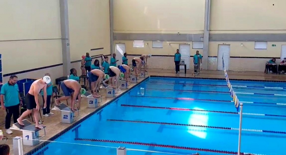 Complexo Imídeo recebe fase regional de provas de natação dos Jogos Abertos da Juventude