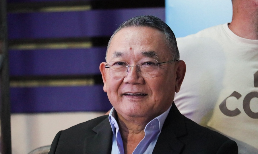 Prefeito Doutor Sato inicia projeto de lixeiras sustentáveis no Paço Municipal 