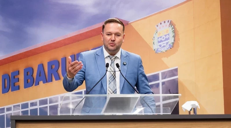 Bares e restaurantes deverão oferecer cardápio impresso ao cliente em Barueri