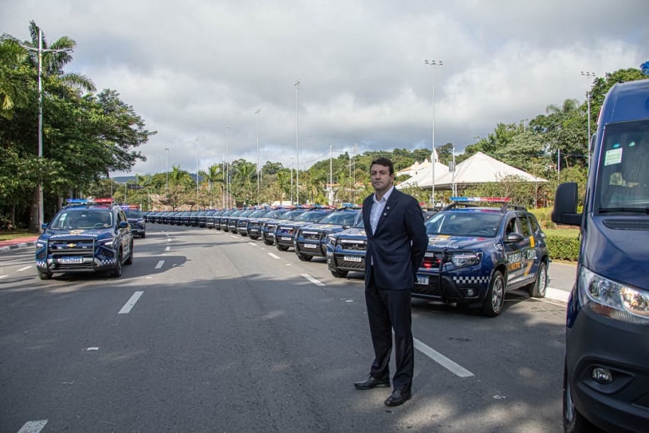 Prefeito Elvis Cezar renova frota da Guarda Municipal de Santana de Parnaíba